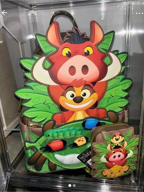 NWT Disney Loungefly The Lion King Pumbaa & Timon Character Backpack - Green